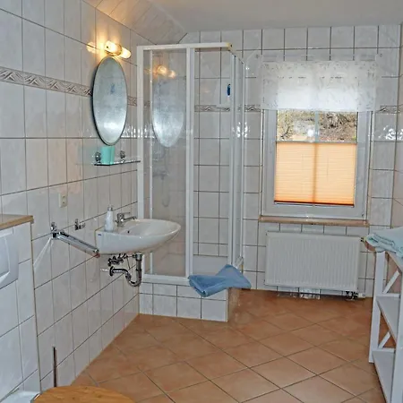 Zwischen Ostsee Und Bodden * Sellin (Rugen)