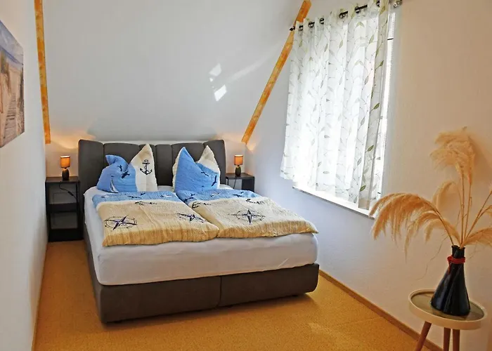 Zwischen Ostsee Und Bodden * Sellin (Rugen)